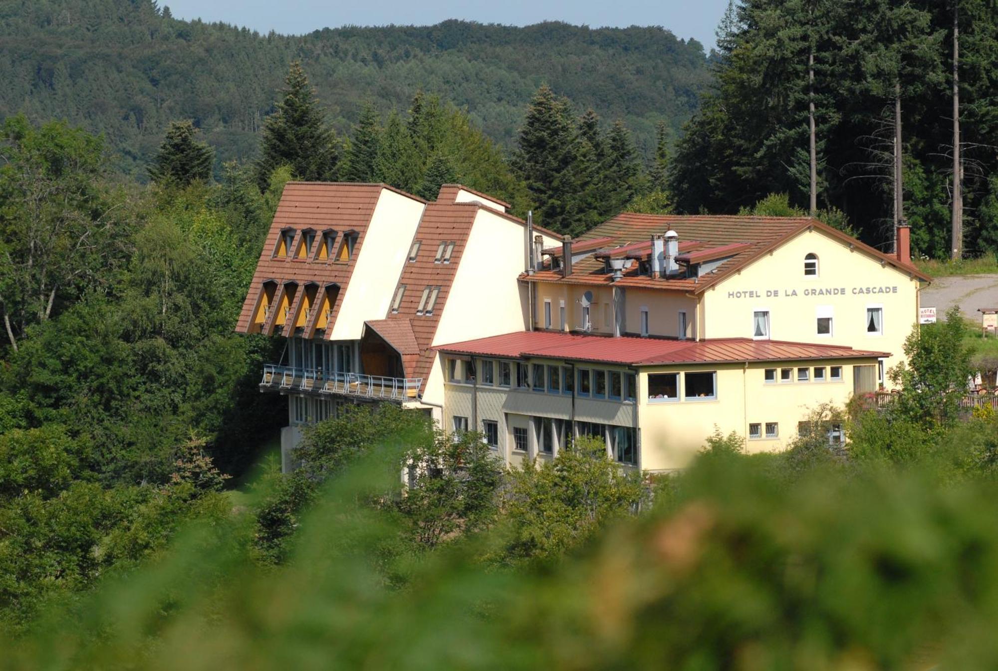 Hotel Logis De La Grande Cascade Le Tholy Exterior foto