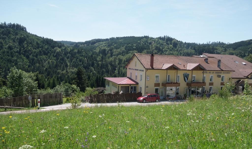 Hotel Logis De La Grande Cascade Le Tholy Exterior foto